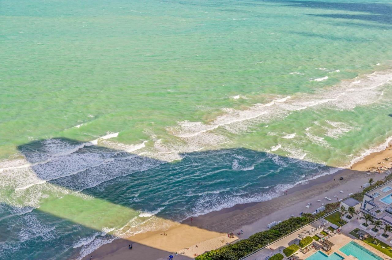 Seashore Resort - 2 Bedroom Right On The Beach Direct Ocean-View With Amenities On The Rooftop 好莱坞 外观 照片